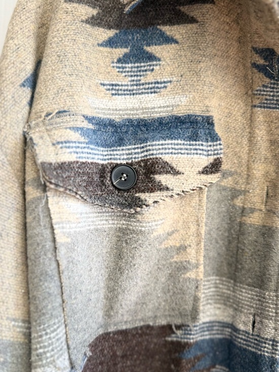 La Miel Aztec Shacket Jacket Oversized Boho Western Coachella Raw Hem Tribal M - Picture 4 of 7